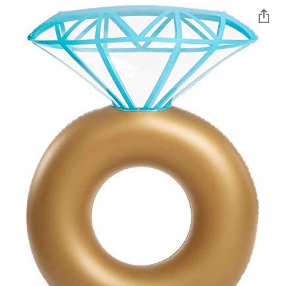 Diamond Ring Pool Float